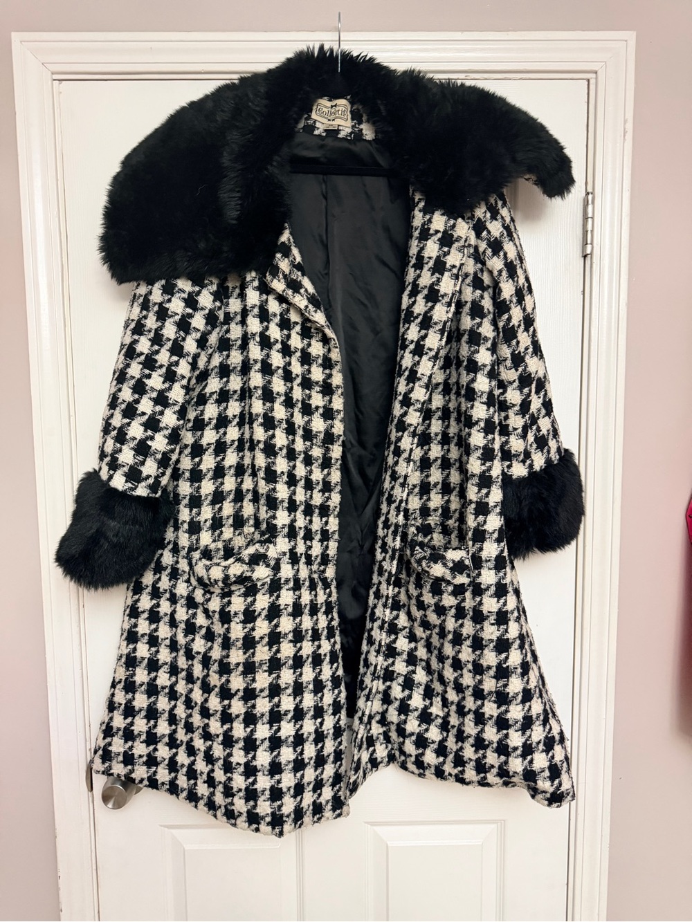Collectif Classic Black & White Houndstooth Coat with Faux Fur Trim